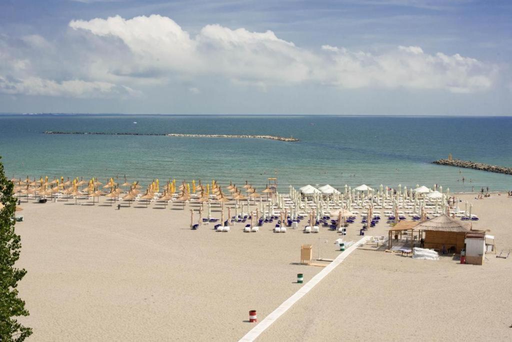 Hotel Parc Mamaia Exterior photo